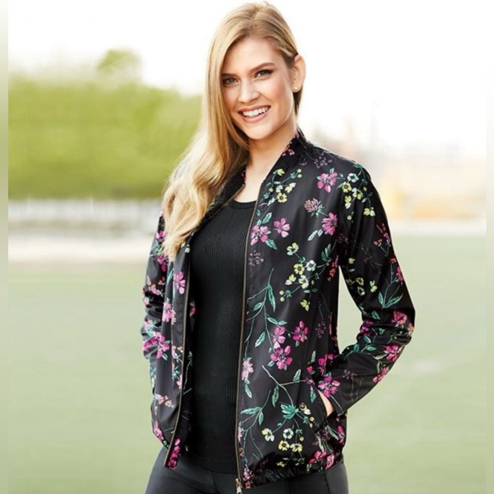 Signature Weekend Bomber Jacket Size 2XL